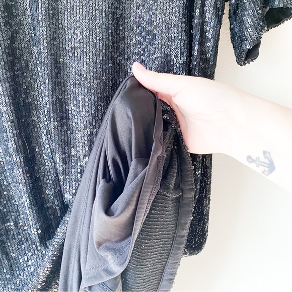 H&M, black sequin straight-cut t-shirt dress sz medium (NWT) - Picture 5 of 12